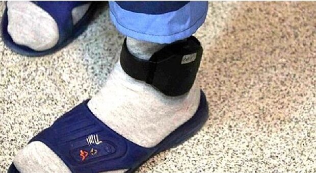 استفاده از  ۲۴۳ پابند الکترونیکی برای متخلفان در استان همدان