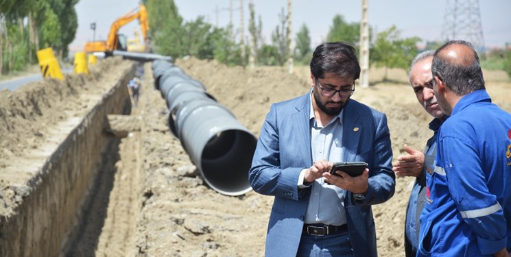 پای کار انتقال آب از تالوار به همدان هستیم